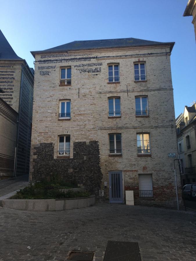 Entre Port Et Plage Dieppe Exterior photo